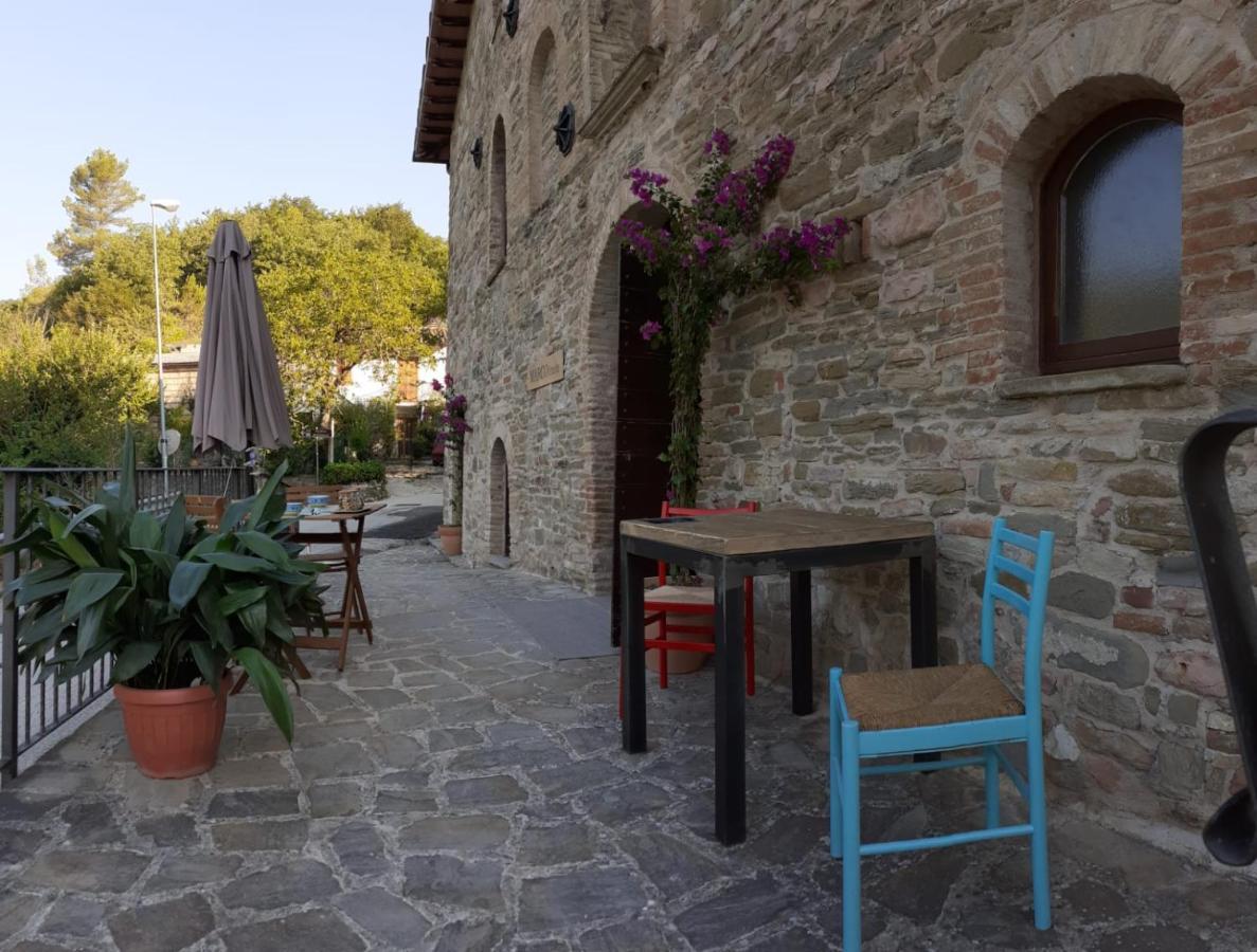 Agriturismo Marcofrate, A Retreat In The Nature Valtopina Buitenkant foto